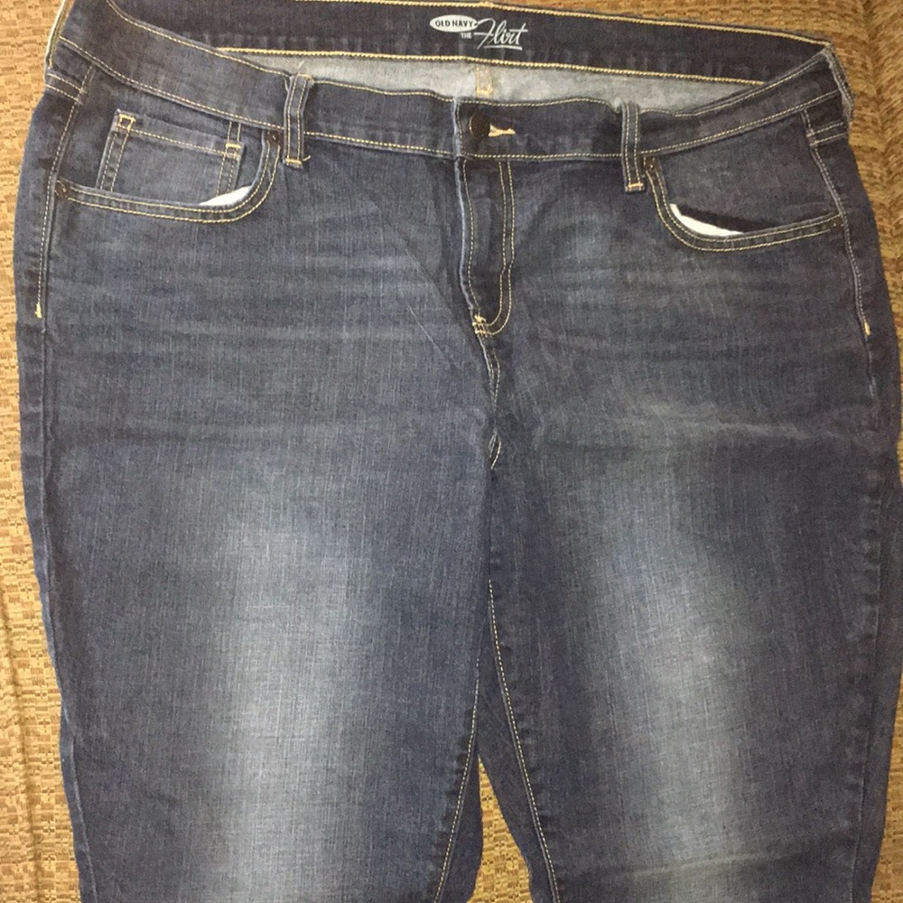 Old Navy - The Flirt